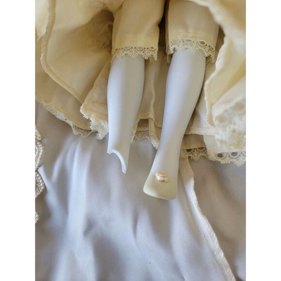 Franklin heirloom AS IS Gibson Girl bride collectible porcelain doll - Picture 3 of 16